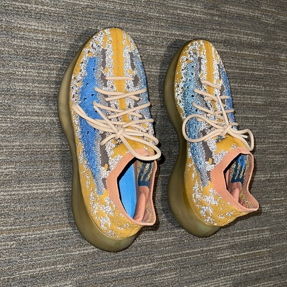 Adidas Yeezy 380 Blue Oat Reflective. Size US 11. - Picture 3 of 5